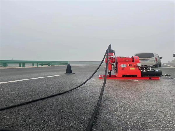 达州马路路基路面开裂下沉注浆加固灌浆